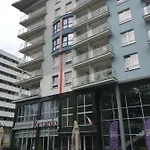 454 W Diva Apartman