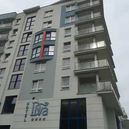 454 W Diva Apartment *